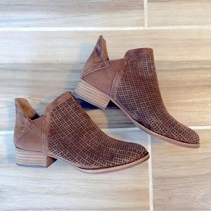 Vince Camuto | Suede Lasercut Boots | 6.5M